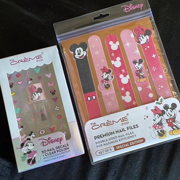 💕The Crème Shop x Minnie Mouse Set💕 - Picture 3 of 8